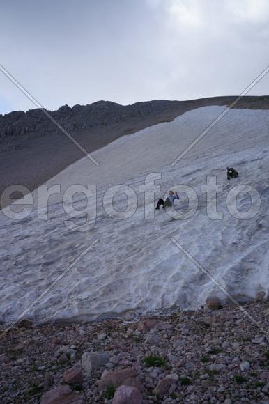 Спуск в горах