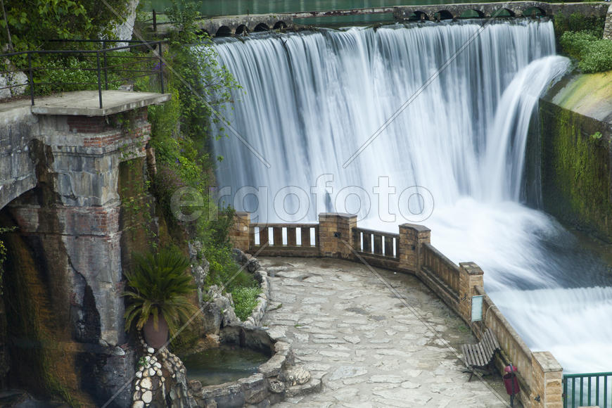 The falls on the river are pleasing to the eye of all travelers and strongly rustle