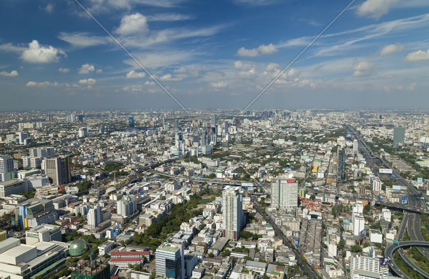 The city from height of bird's flight - an unforgettable show