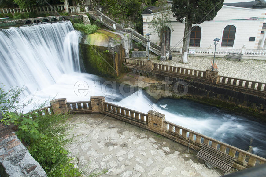 The falls on the river are pleasing to the eye of all travelers and strongly rustle
