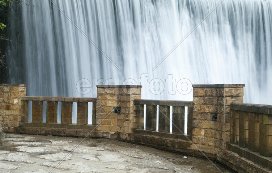 The falls on the river are pleasing to the eye of all travelers and strongly rustle