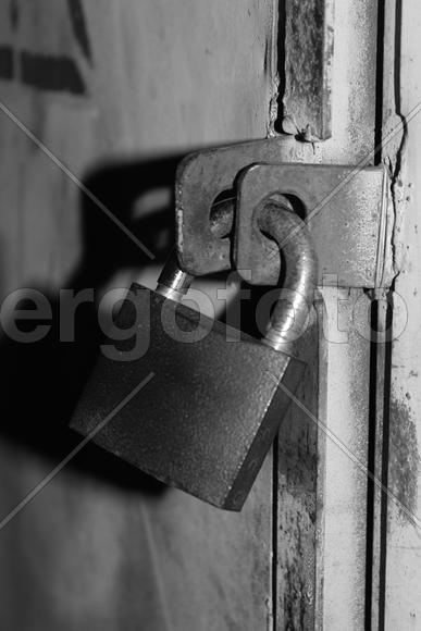 Железный замок 