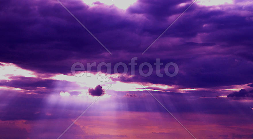 Сердце в небе из облака