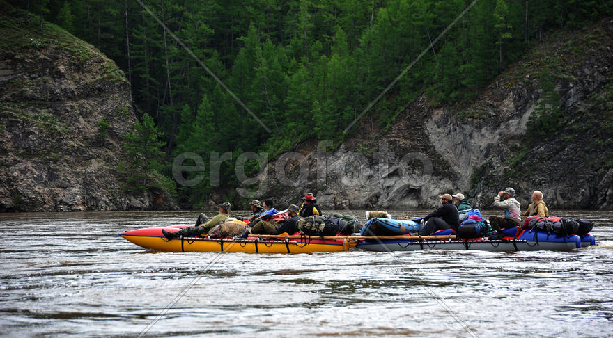 Вниз по течению