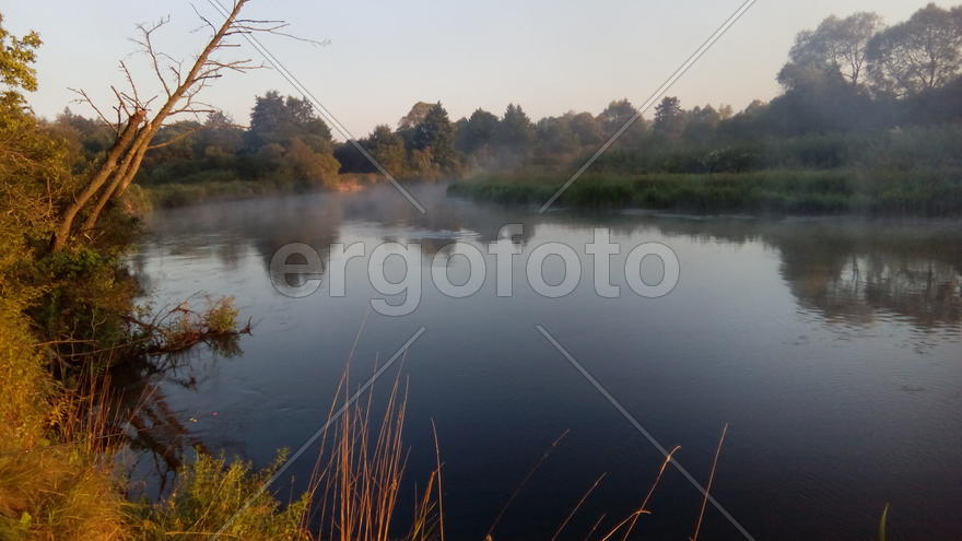 Рассвет над рекой Нёман, Беларусь