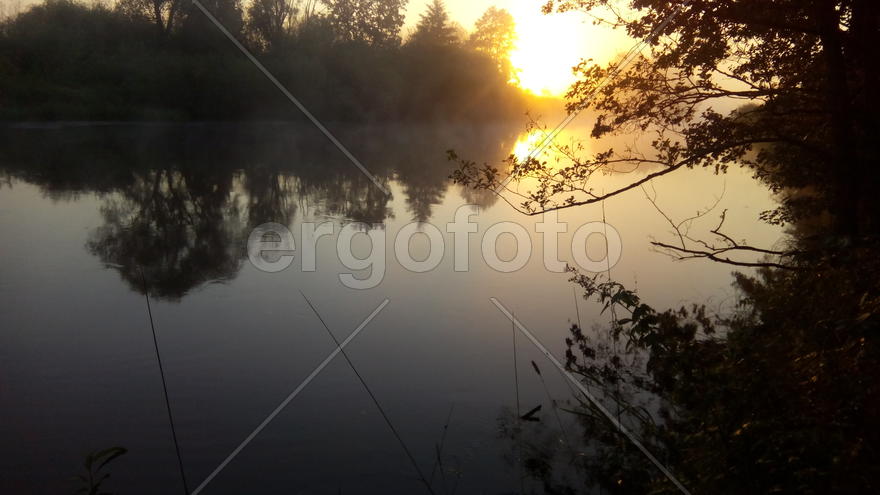 Рассвет над рекой Нёман, Беларусь