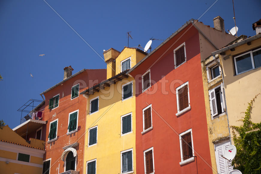 Фасады домов в Ровине (Хорватия)