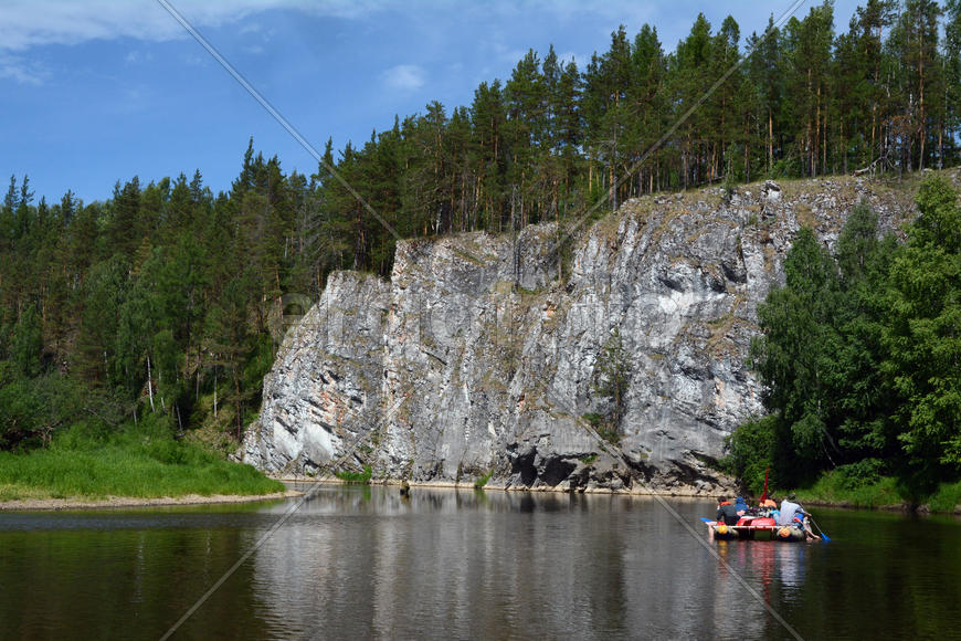Камень Сибирский на реке Чусовая.