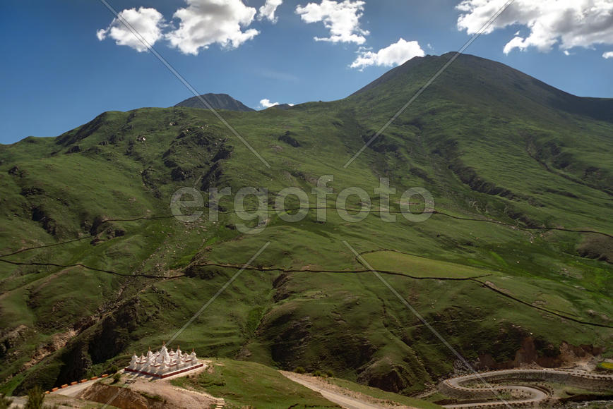 Вид в долину.