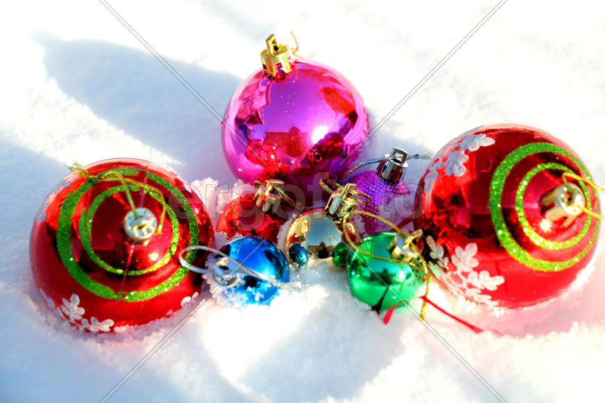 Ёлочные игрушки.