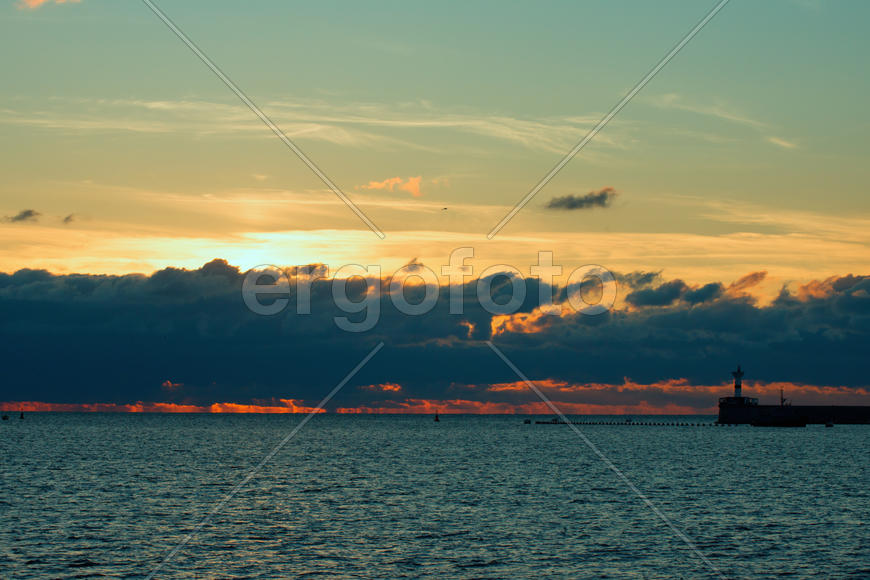 Закат в Севастопольской бухте
