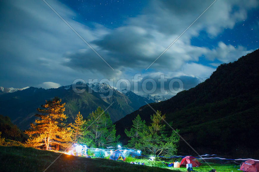 Ночь в горах