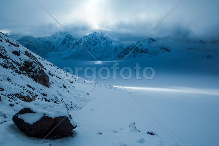 Ледовое озеро Джикаугенкез.