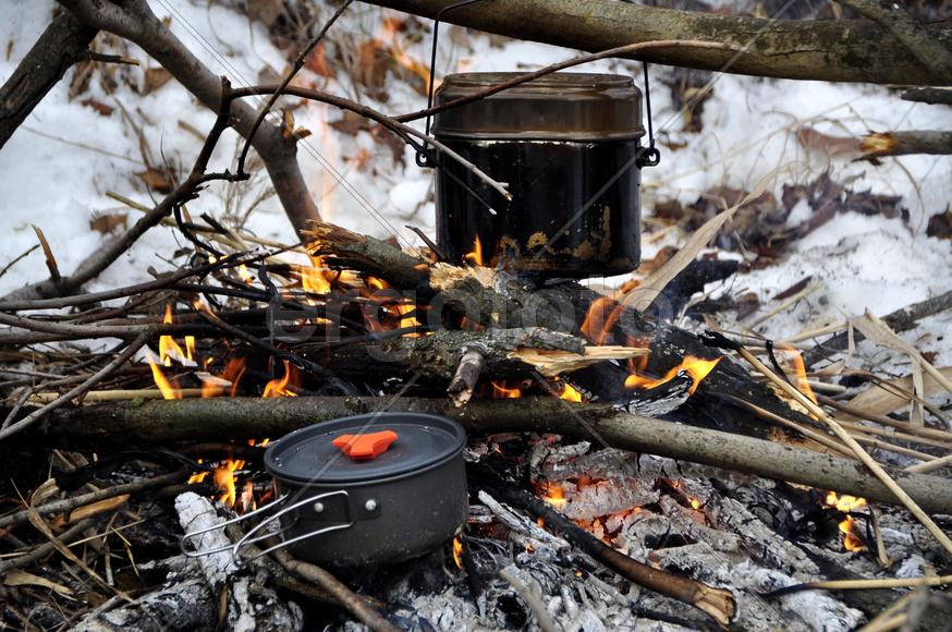 Каша на костре