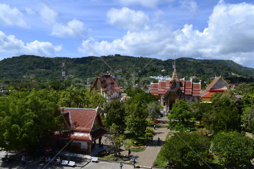 Тайланд. Остров Пхукет. Ват Чалонг.