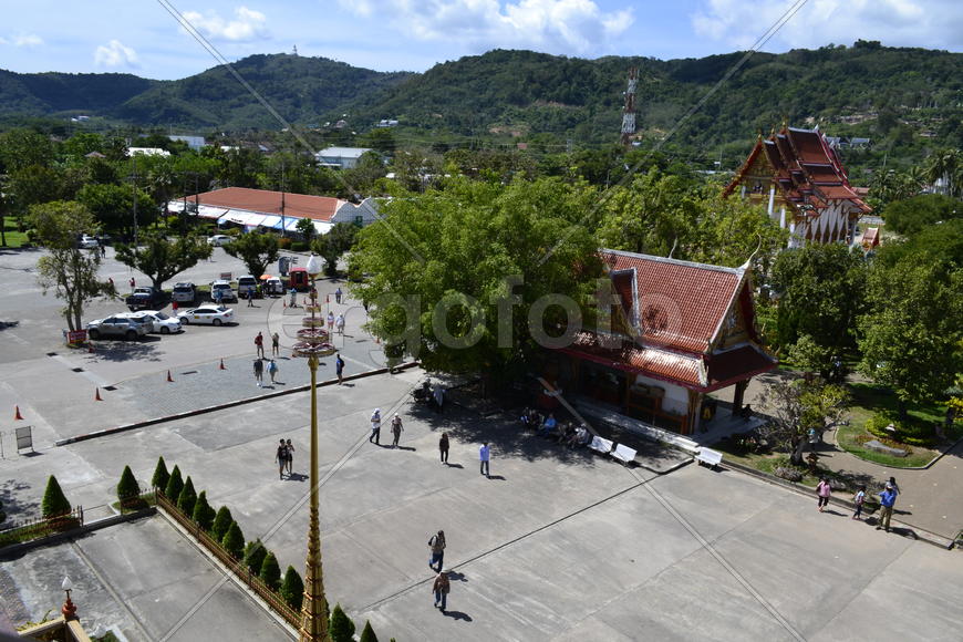 Тайланд. Остров Пхукет. Ват Чалонг.