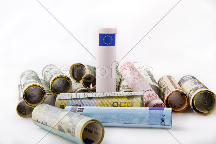 Евро, доллары