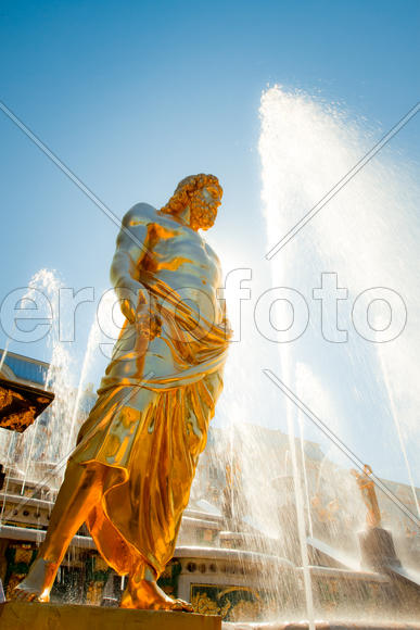 Петергоф. Скульптура большого каскада