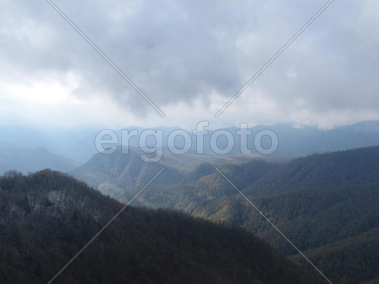 Вид на цепь гор, Адыгея