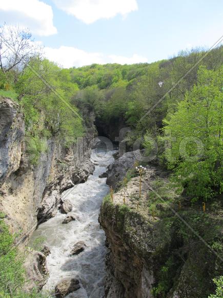 р.Белая, п.Каменномостский