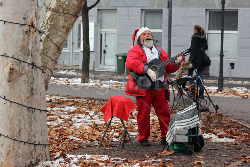 Уличный музыкант