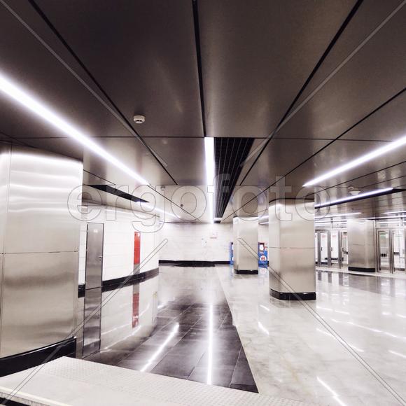 Станция метро Деловой Центр