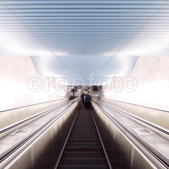 Станция метро Деловой Центр