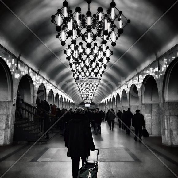 Станция метро Менделеевская