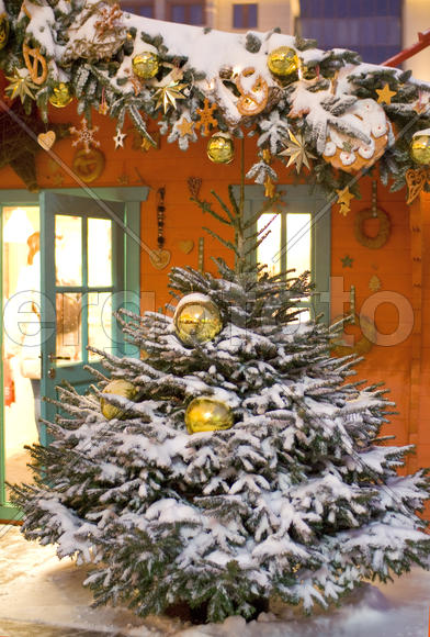 Елочка на рождественской ярмарке