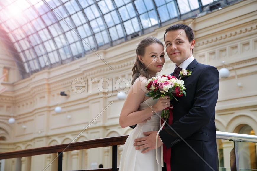 жених и невеста в гуме