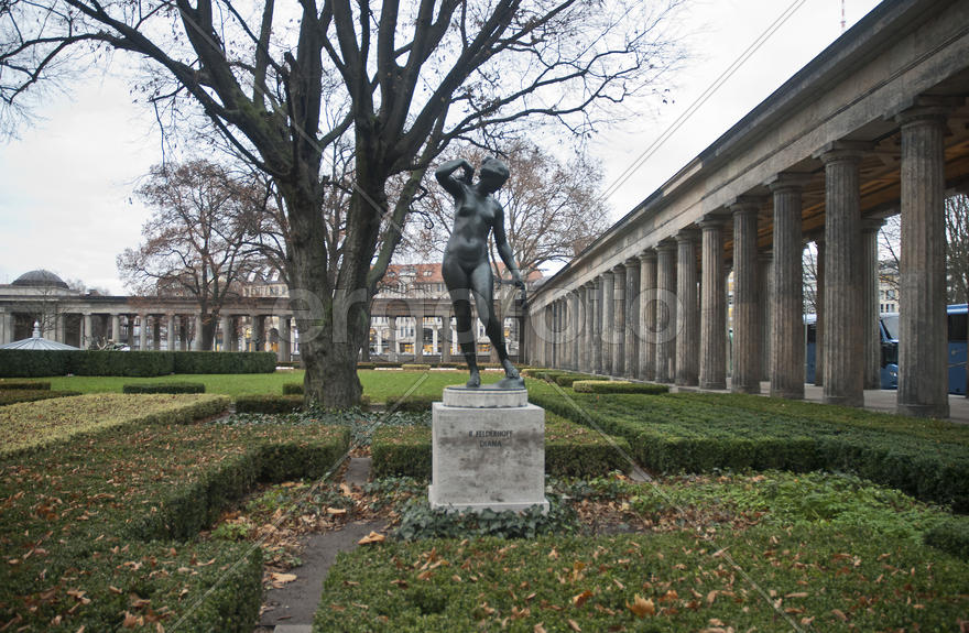 Оргнунг ист кунст. (порядок-это искусство)