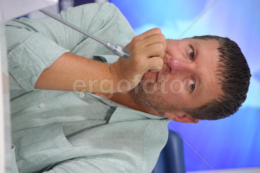 Евгений Кафельников