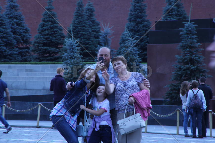 Туристы на Красной площади