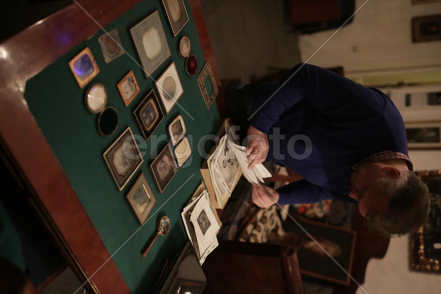 Коллекционер дагерротипов Александр Савинов.