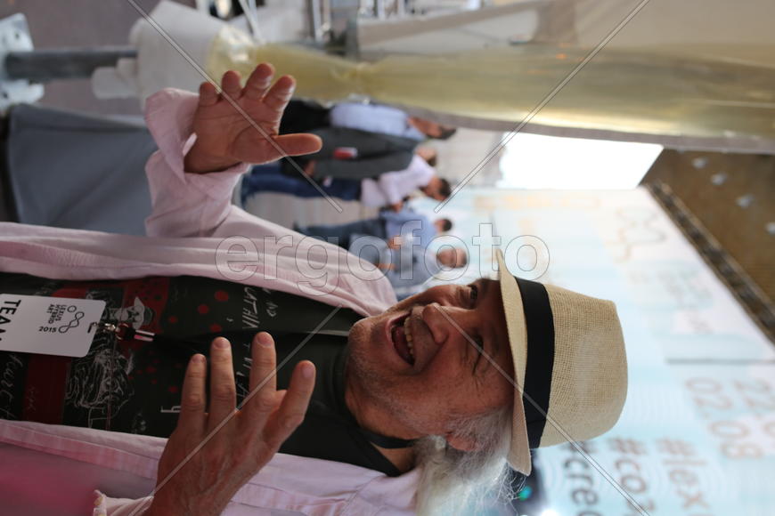 Америкаснкий художник Гэри Хилл