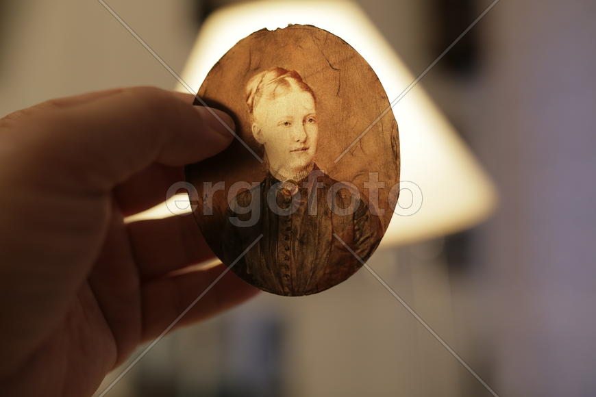 Коллекционер дагерротипов Александр Савинов. Старинная фотокарточка из коллекции 