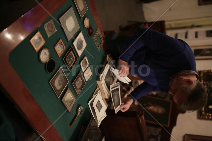 Коллекционер дагерротипов Александр Савинов.