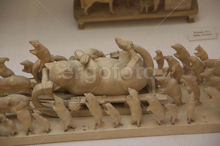 Экспонаты в залах русского искусства начала 20 века. Русский музей. Санкт-Петербруг