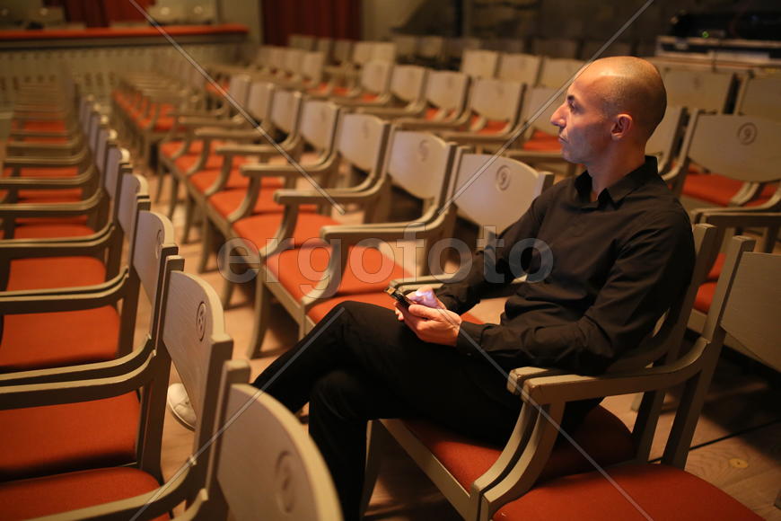 Рашин Урамдан, французский хореограф. Сфумато.