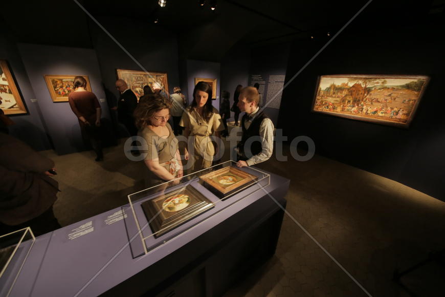 Выставка Младшие Брейгели, картины из собрания Констаантина Мауергауза в ГМИИ им.А.С.Пушкина. фото С