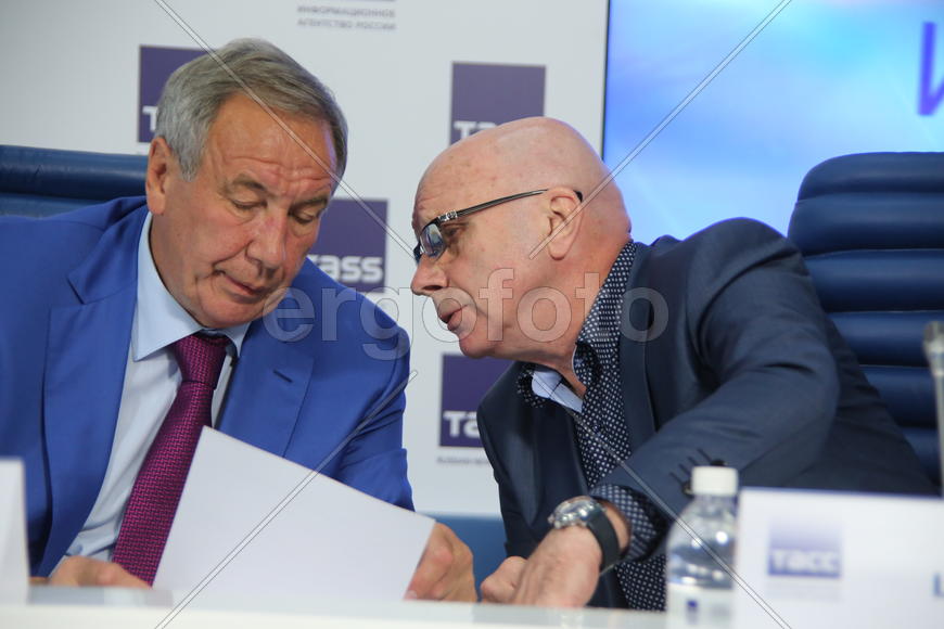 Шамиль Тарпищев