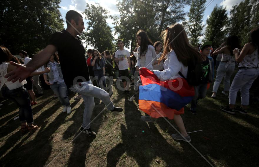 Праздник "Абрикос" в парке Музеон, 10 июля 2016 года. 