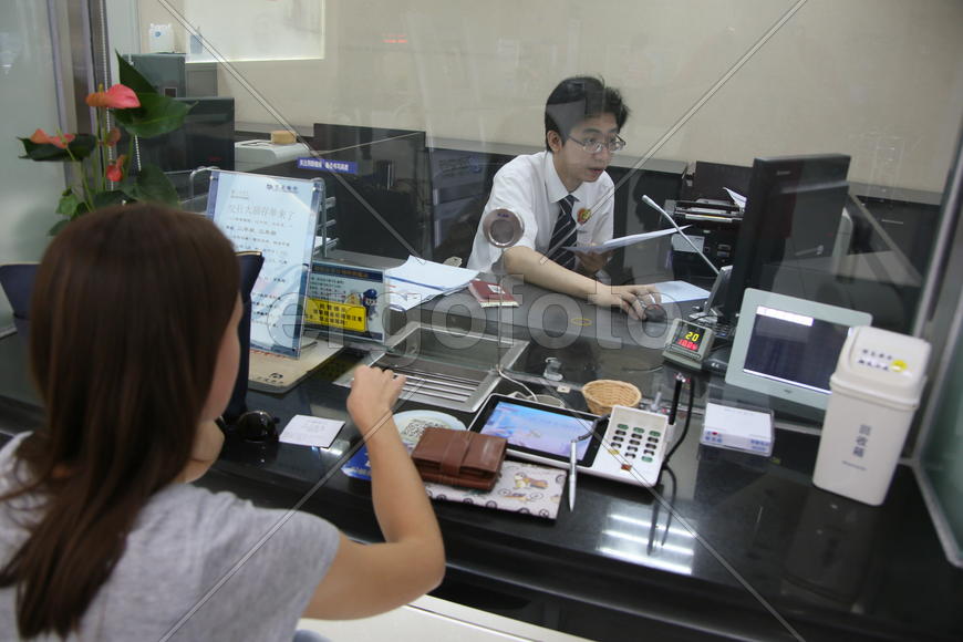 Обмен валюты в китайских банках