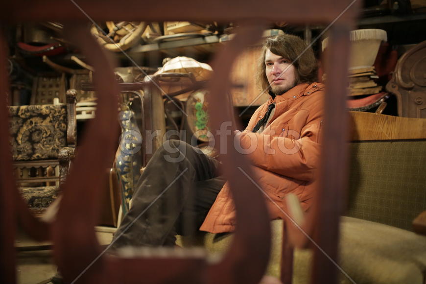 Художник и антиквар Ираклий Месхия