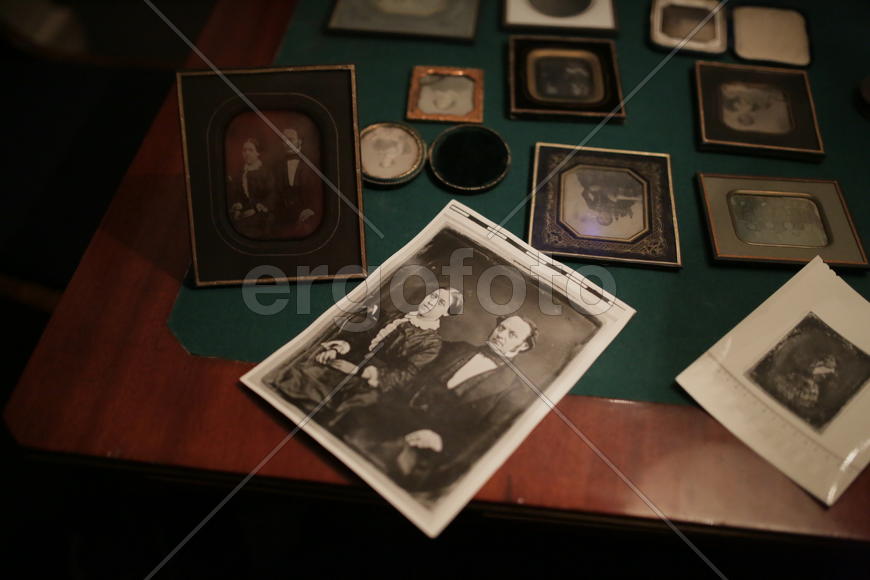 Коллекционер дагерротипов Александр Савинов. Старинная фотокарточка из коллекции 