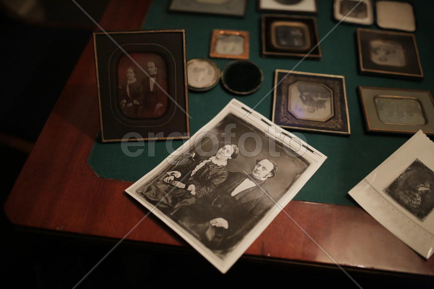 Коллекционер дагерротипов Александр Савинов. Старинная фотокарточка из коллекции 