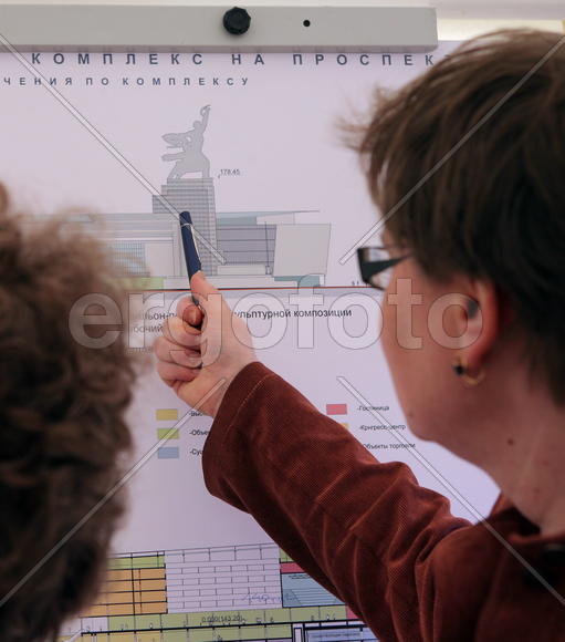 Реконструкция памятника Мухиной Рабочий и колхозница на ВВЦ. 