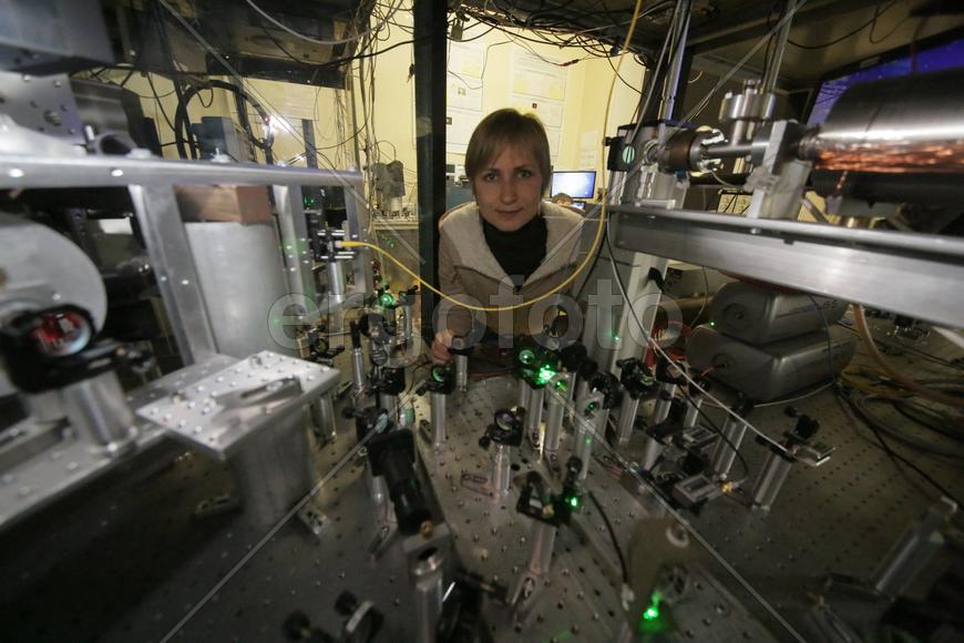 Елена Калганова, младший научный сотрудник лаборатории. Исследование атомных часов 