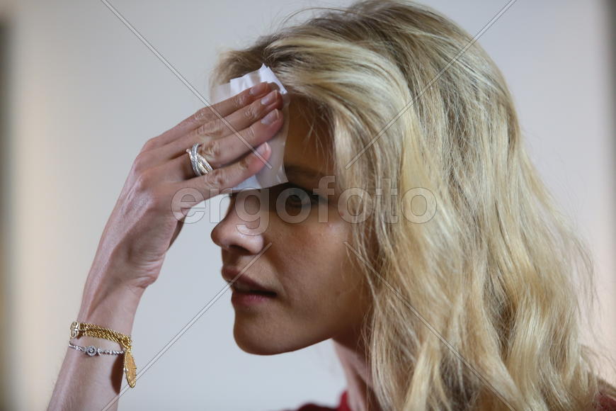 Наталия Водянова на благотвортиельном аукционе на арт-ярмарке Cosmoscow 