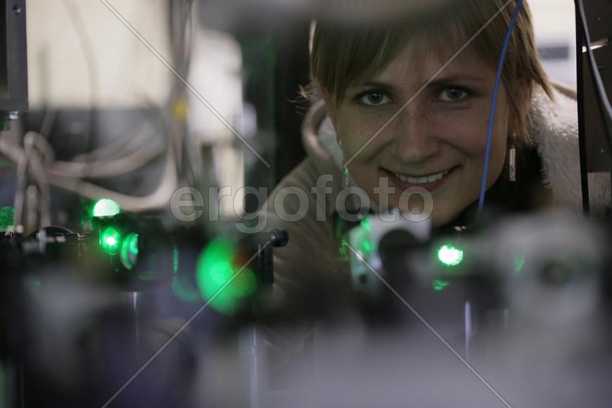 Елена Калганова, младший научный сотрудник лаборатории. Исследование атомных часов 